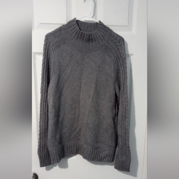Roots Gray Women's Turtleneck Sweater - Picture 1 of 5